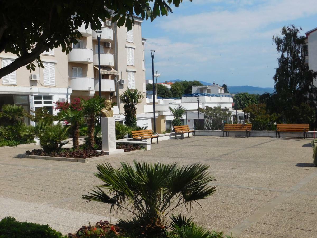 Studio Apartman Old Town نوفي فينودولسكي المظهر الخارجي الصورة